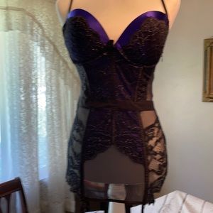 Victoria Secret lingerie. purple/black. size 36D
